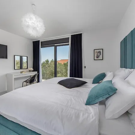 Karla Rab Holiday home